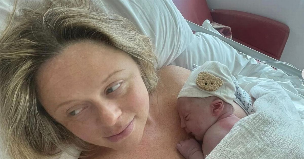 Emily Atack zegt dat ze droomde van ouderschap haar ‘hele leven’ op de eerste verjaardag van de zoon