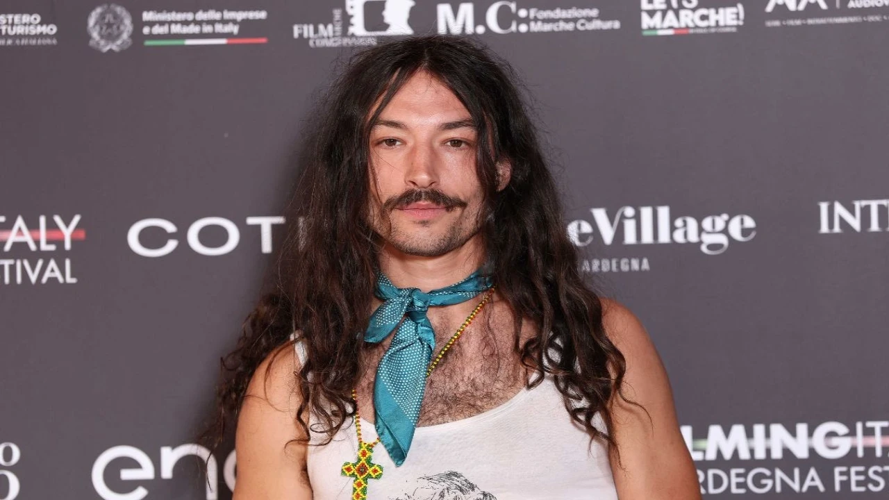 Maakt Ezra Miller Hollywood -comeback? Acteur werkt samen met Lynne Ramsay voor Bold New Film Project