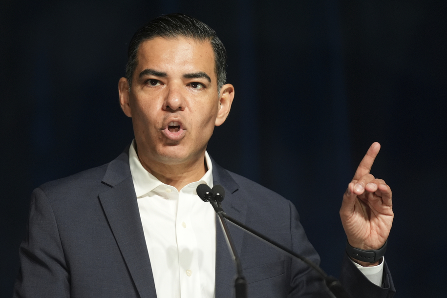 Democraten kiezen eindelijk een nieuw gezicht voor de leiderschapsrol van de sleutelhuis