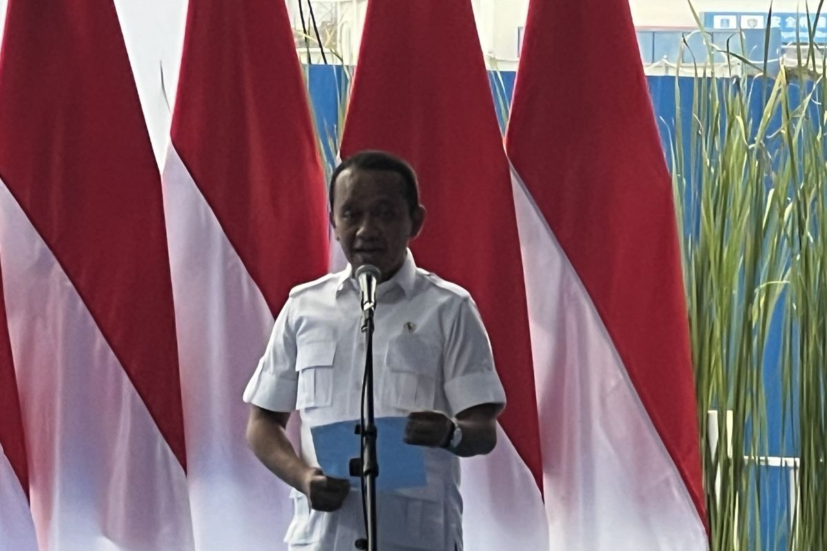 Indonesië om visserij op te bouwen, plantages op voormalige mijnbouwplaatsen