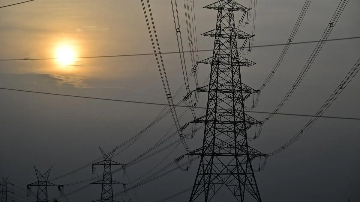 Nepal begint 40 MW elektriciteit naar Bangladesh te exporteren via Indian Grid